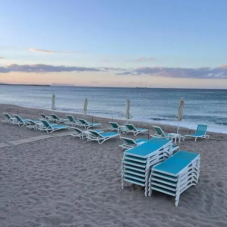 Ioli Seaside Apartman *