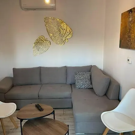 Ioli Seaside Apartment