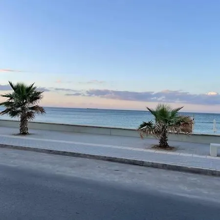 Ioli Seaside Apartment